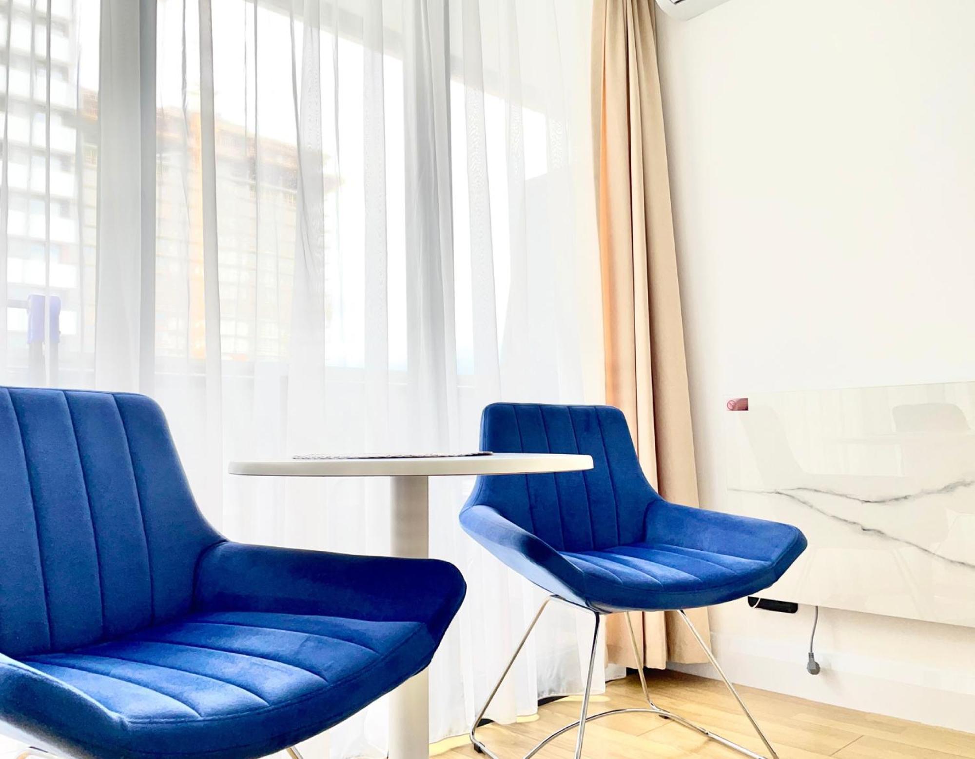 Sky Apartments 巴统 外观 照片