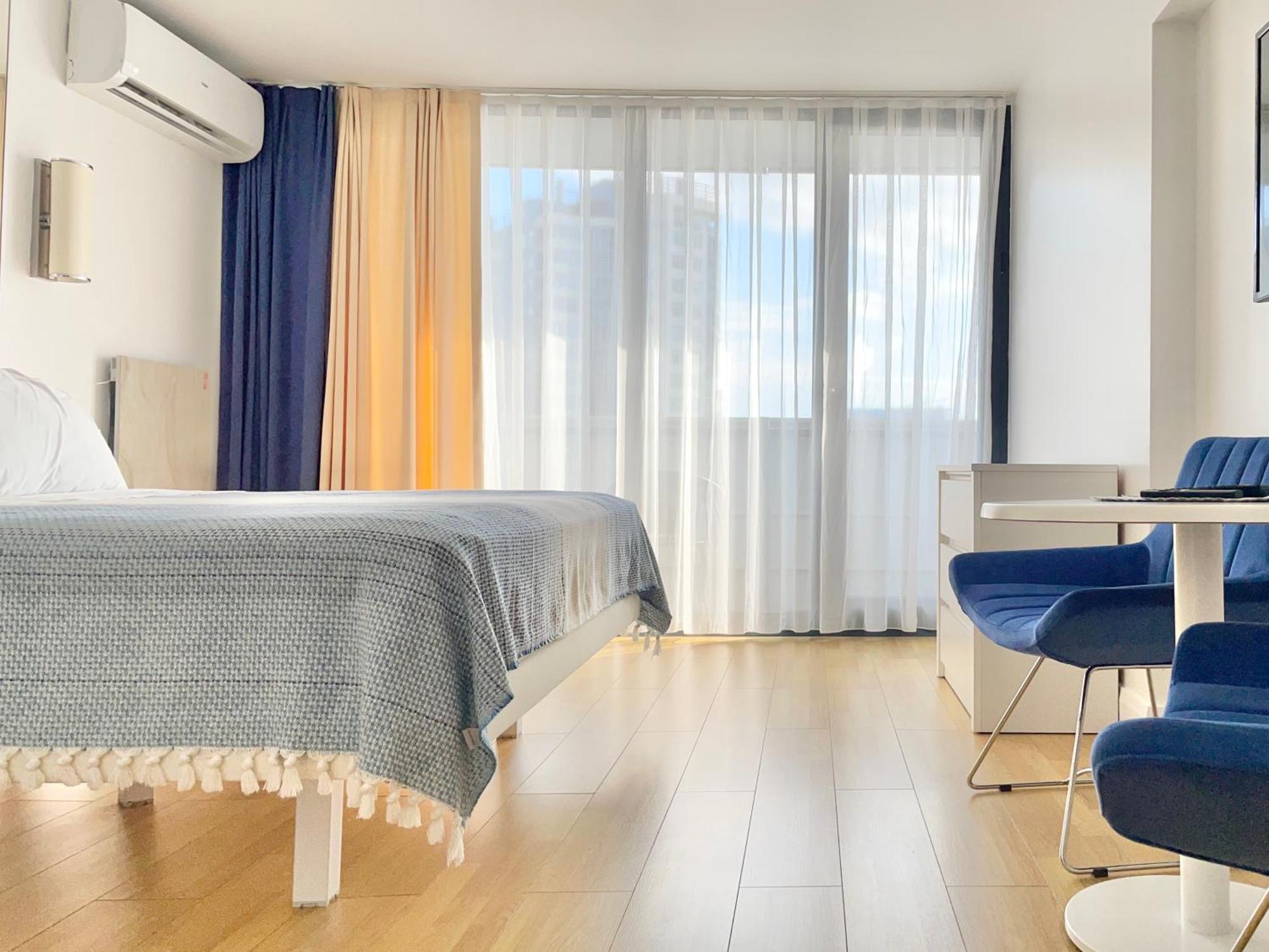 Sky Apartments 巴统 外观 照片