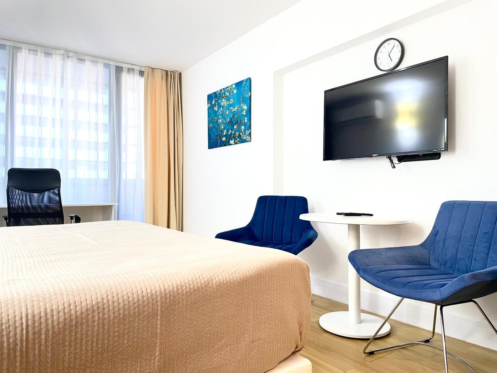 Sky Apartments 巴统 外观 照片