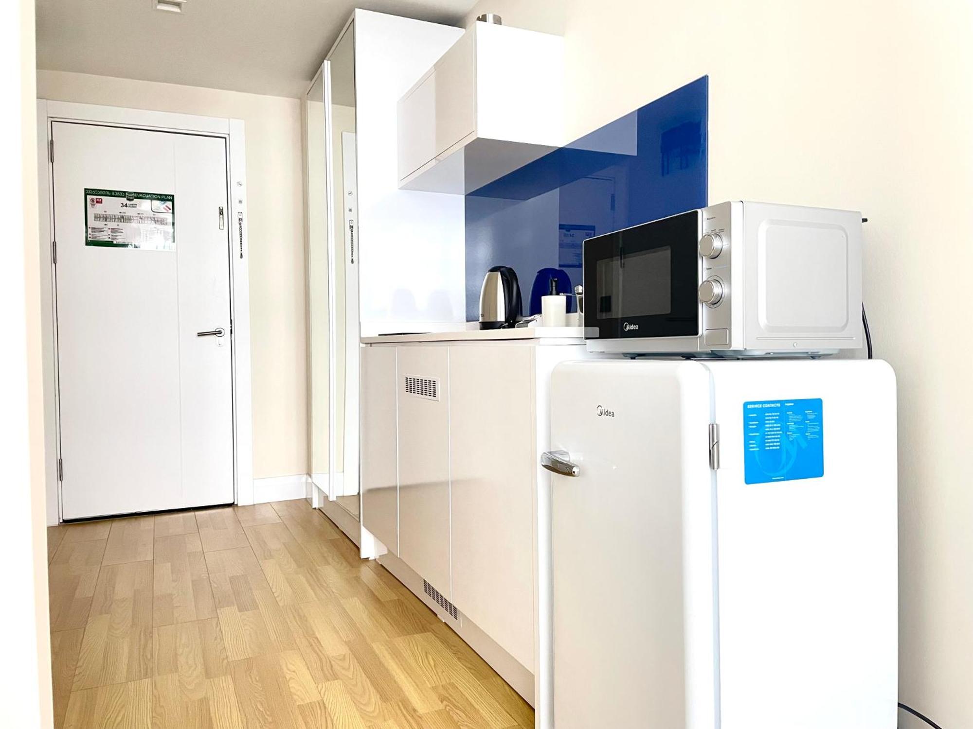 Sky Apartments 巴统 外观 照片