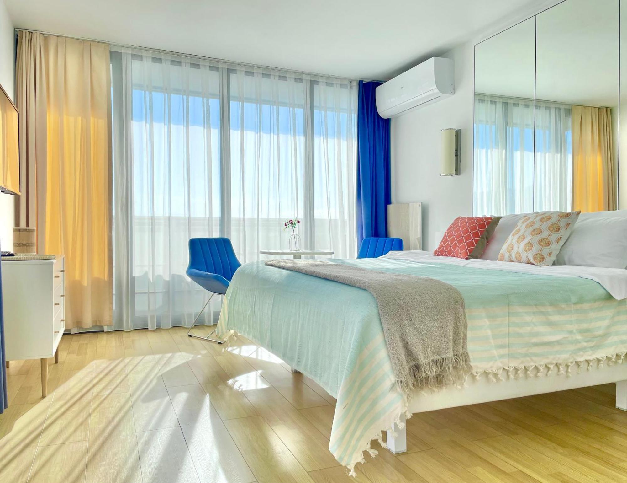 Sky Apartments 巴统 外观 照片