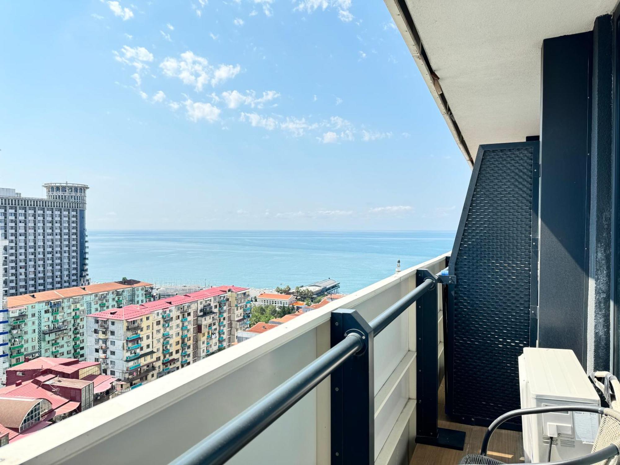 Sky Apartments 巴统 外观 照片
