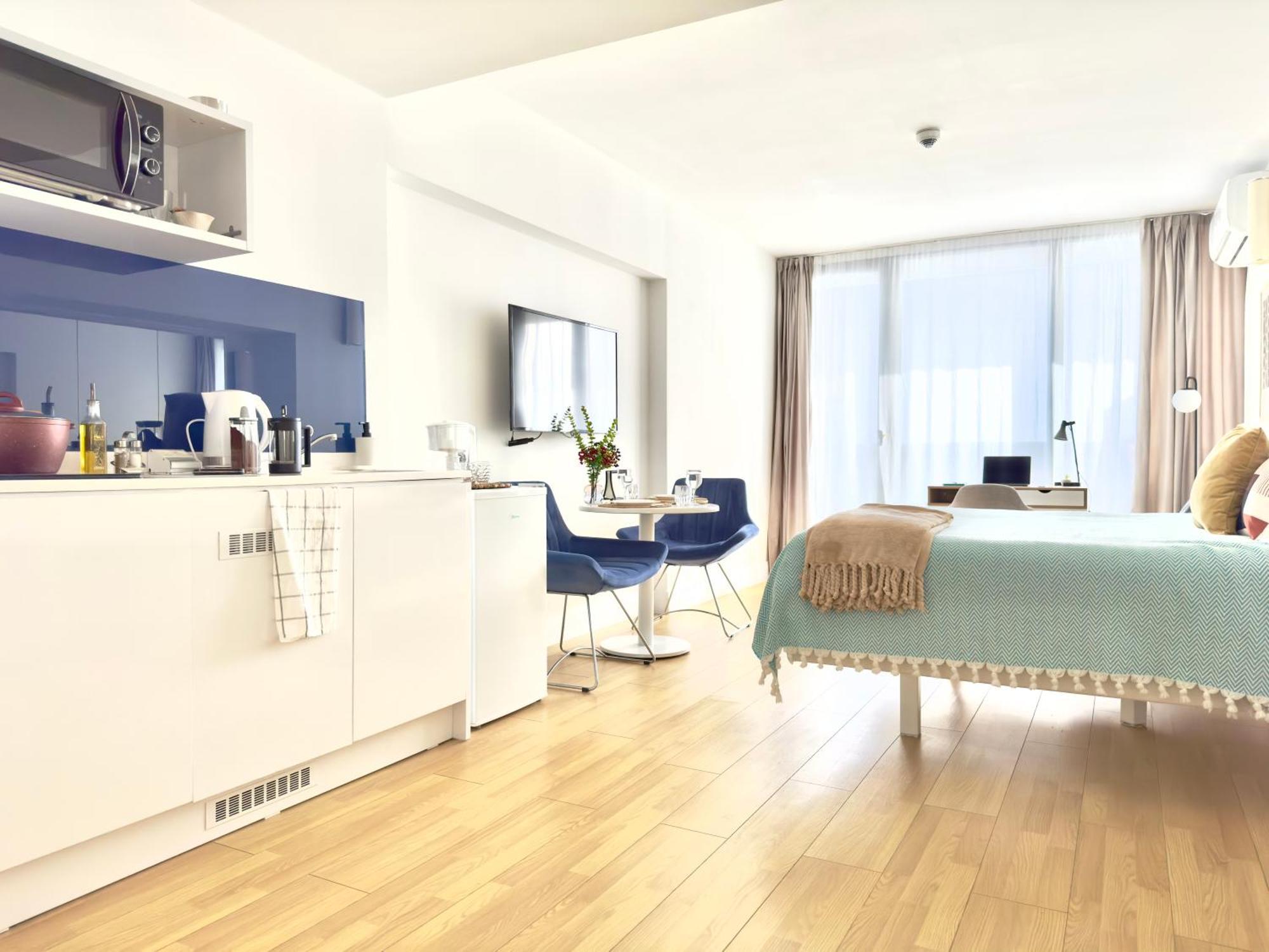 Sky Apartments 巴统 外观 照片